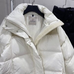 MONCLER-JACKET-MJ050-1-2.jpg