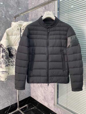 MONCLER-JACKET-MJ054-1-1.jpg