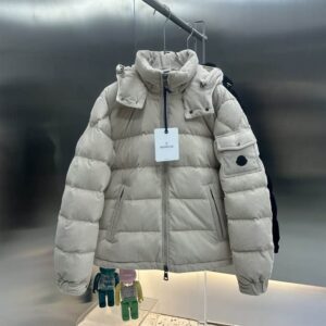 MONCLER-JACKET-MJ0611-1.jpg