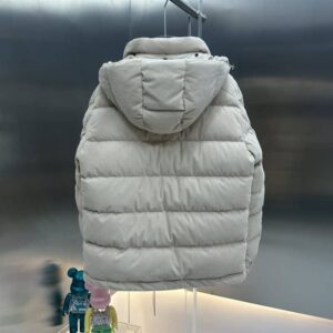 MONCLER-JACKET-MJ0611-3.jpg