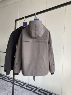 MONCLER-JACKET-MJ065-1-3.jpg