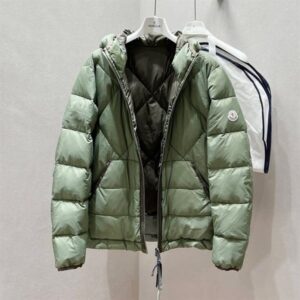 MONCLER-JACKET-MJ067-1-2.jpg