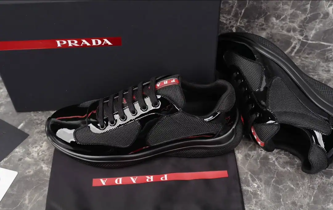 PRADA-AMERICAS-CUP-SNEAKERS-PRD015-2.webp