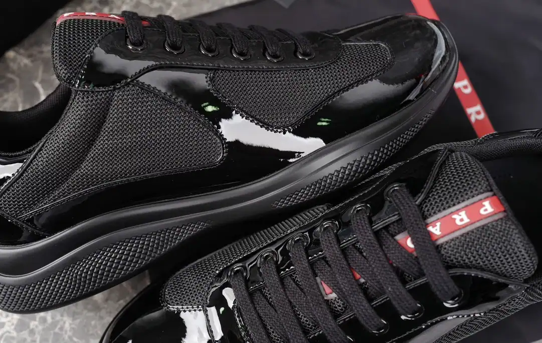 PRADA-AMERICAS-CUP-SNEAKERS-PRD015-3.webp