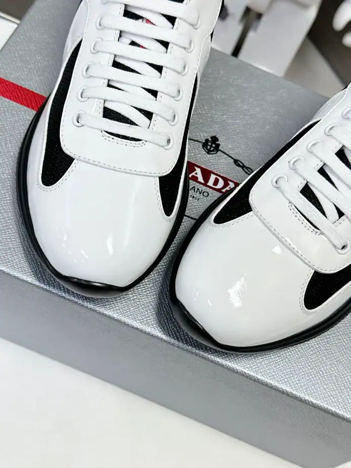 PRADA-AMERICAS-CUP-SNEAKERS-PRD019-9.webp