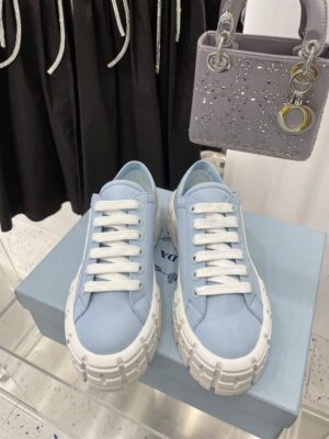 PRADA-DOUBLE-WHEEL-RE-NYLON-GABARDINE-SNEAKERS-LIGHT-BLUE-PRD085-2.jpg
