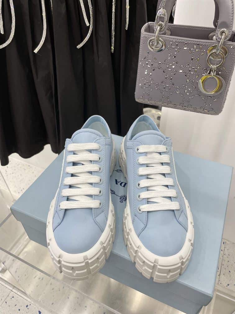PRADA-DOUBLE-WHEEL-RE-NYLON-GABARDINE-SNEAKERS-LIGHT-BLUE-PRD085-2.jpg