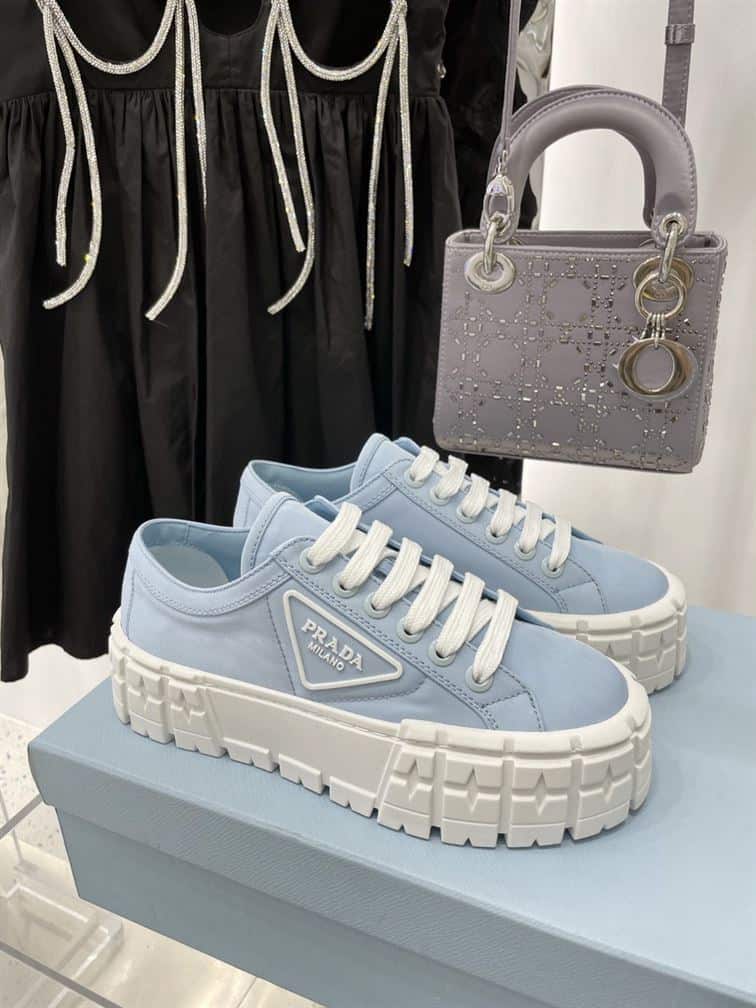 PRADA-DOUBLE-WHEEL-RE-NYLON-GABARDINE-SNEAKERS-LIGHT-BLUE-PRD085-3.jpg
