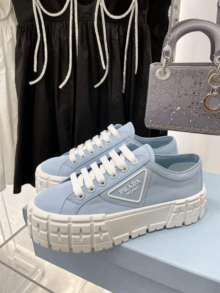 PRADA-DOUBLE-WHEEL-RE-NYLON-GABARDINE-SNEAKERS-LIGHT-BLUE-PRD085-4.jpg