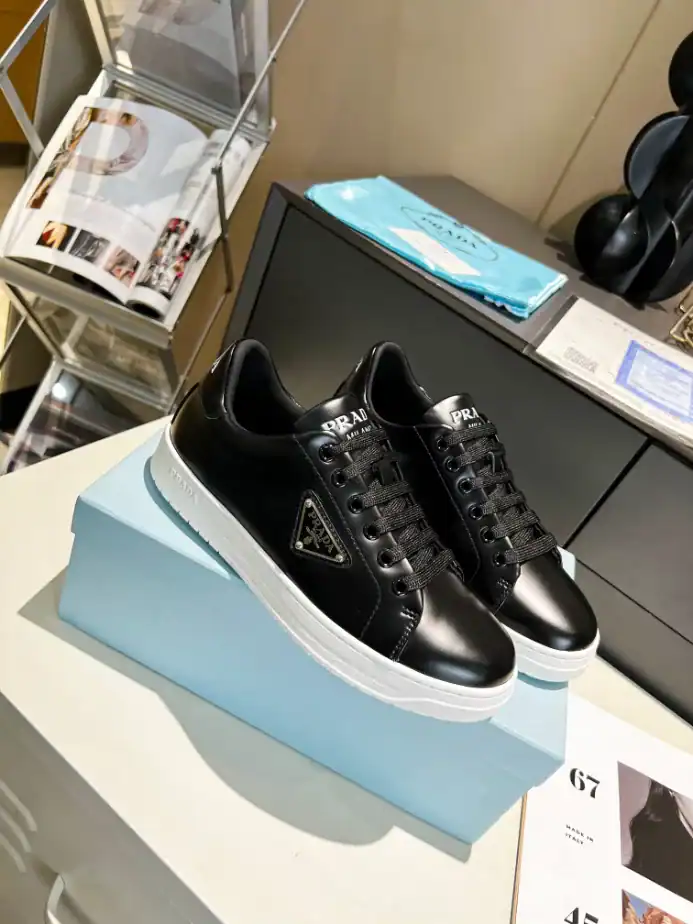 PRADA-DOWNTOWN-BRUSHED-LEATHER-SNEAKERS-PRD036-7.webp