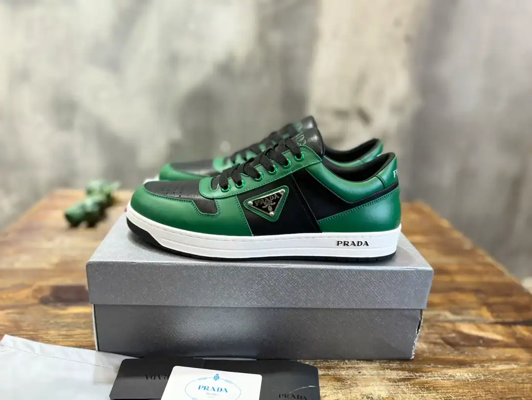 PRADA-DOWNTOWN-LEATHER-SNEAKERS-GREEN-PRD092-1.webp
