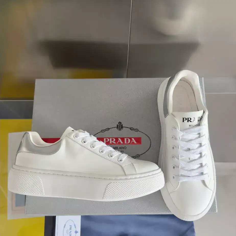 PRADA LEATHER LOW-TOP SNEAKERS