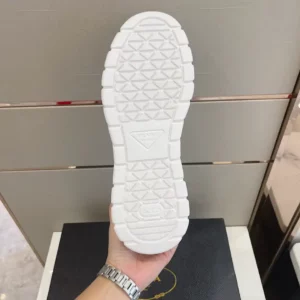 PRADA-LEATHER-SNEAKERS-PRD033-8.webp