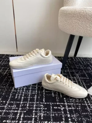 PRADA-LEATHER-SNEAKERS-PRD034-2.webp
