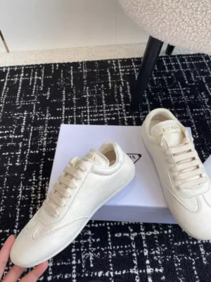 PRADA-LEATHER-SNEAKERS-PRD034-3.webp