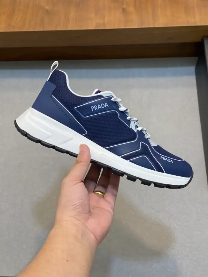 PRADA SNEAKERS