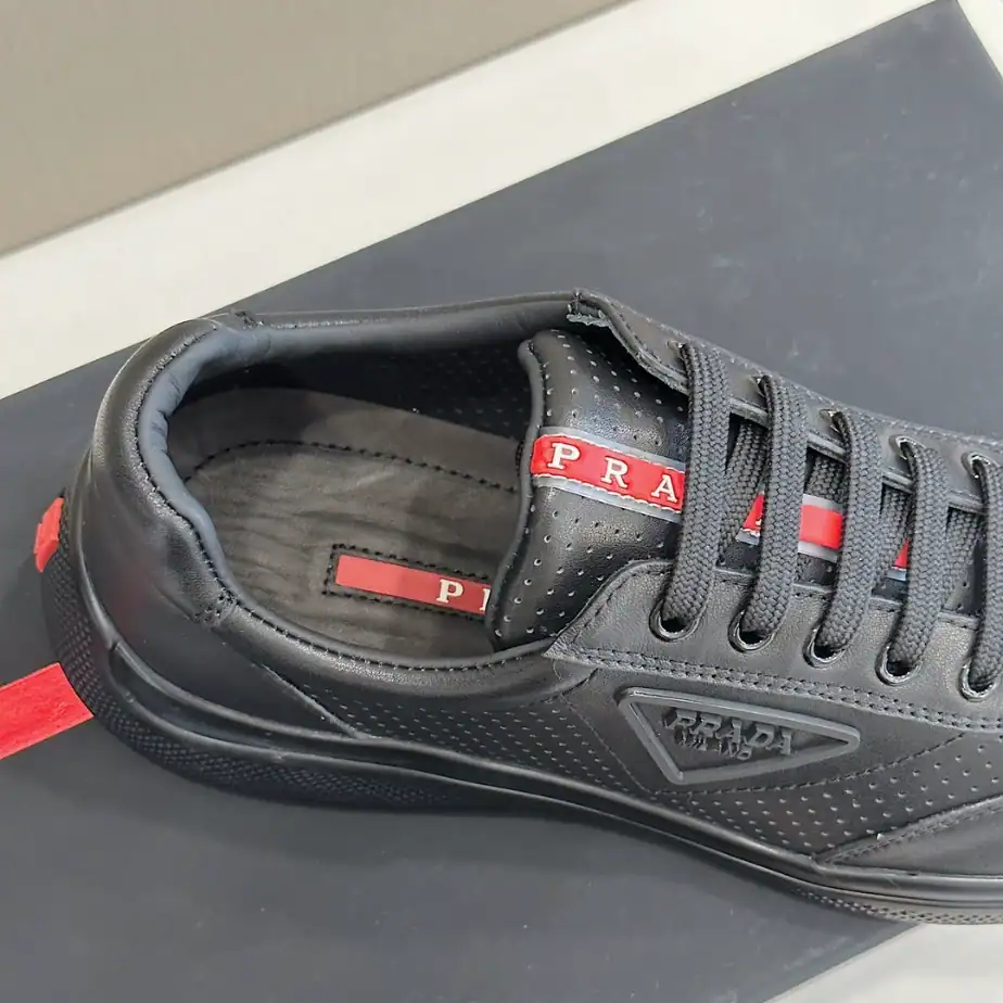 PRADA-SNEAKERS-PRD070-5.webp