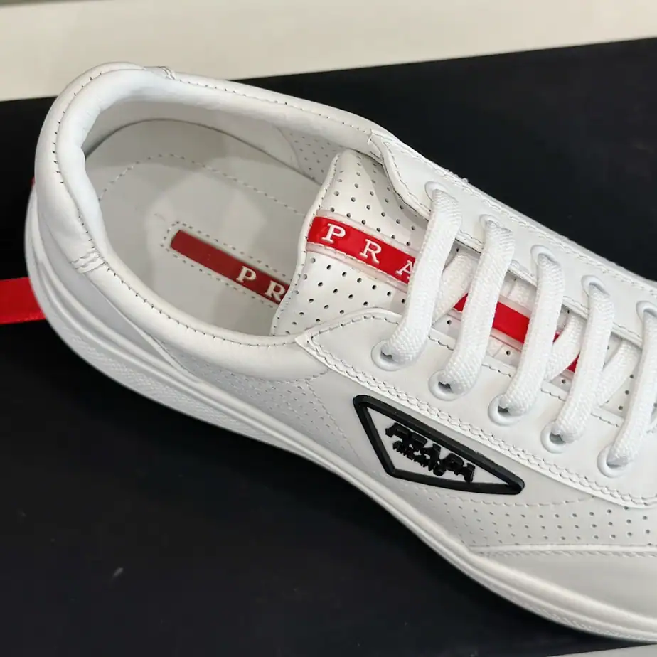 PRADA-SNEAKERS-PRD071-3.webp
