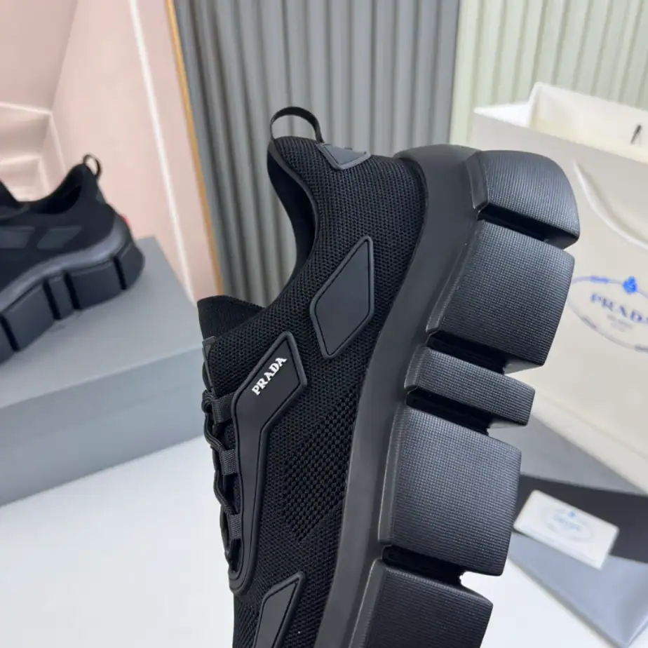 PRADA-SNEAKERS-PRD075-4.webp
