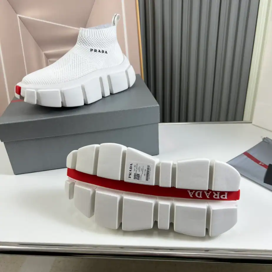 PRADA-SNEAKERS-PRD076-4.webp