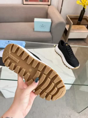 PRAX-01-DELAVE-SUEDE-AND-RE-NYLON-SNEAKERS-PRD047-4.webp