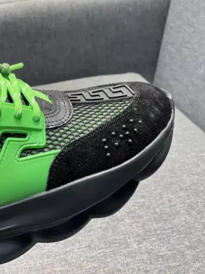 VERSACE-CHAIN-REACTION-SNEAKER-VS76-1.webp