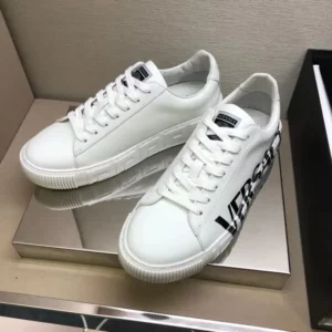 VERSACE-GRECA-LOGO-SNEAKERS-VS63-6.webp