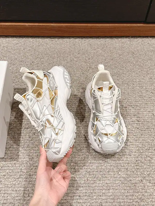 VERSACE-MERCURY-M_VS_03-SNEAKERS-VS44-4.webp