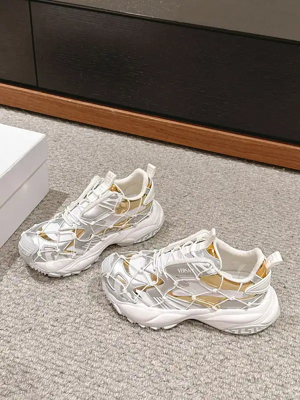 VERSACE-MERCURY-M_VS_03-SNEAKERS-VS44-5.webp