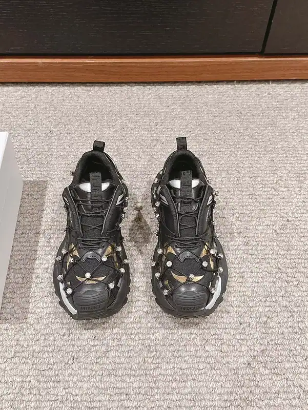 VERSACE-MERCURY-M_VS_03-SNEAKERS-VS45-1.webp