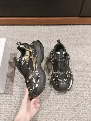 VERSACE-MERCURY-M_VS_03-SNEAKERS-VS45-5.webp
