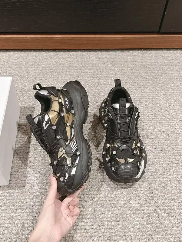 VERSACE-MERCURY-M_VS_03-SNEAKERS-VS45-5.webp