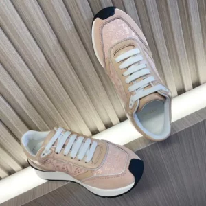 VERSACE-MILANO-RUNNER-SNEAKERS-VS46-4.webp
