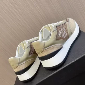 VERSACE-MILANO-RUNNER-SNEAKERS-VS48-5.webp