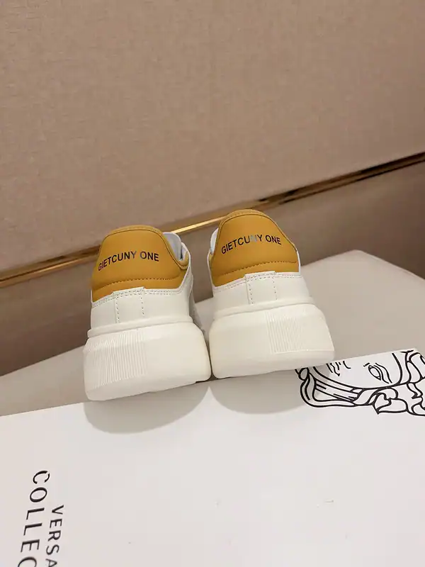 VERSACE-SNEAKERS-VS75-1.webp
