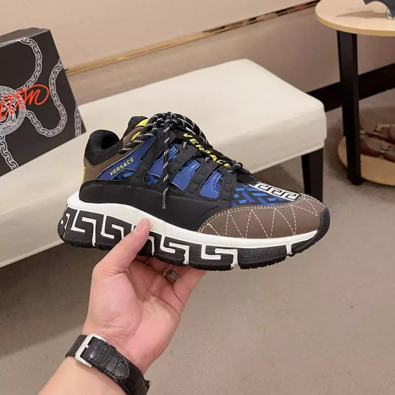 VERSACE TRIGRECA SNEAKERS – VS67