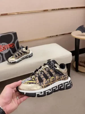 VERSACE-TRIGRECA-SNEAKERS-VS68-5-1.webp