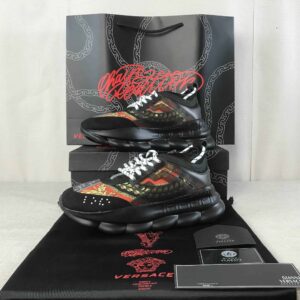 Versace-black-red-2.jpg