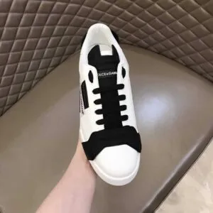 dolce-gabbana-logo-low-top-sneakers-dg93-4.jpg