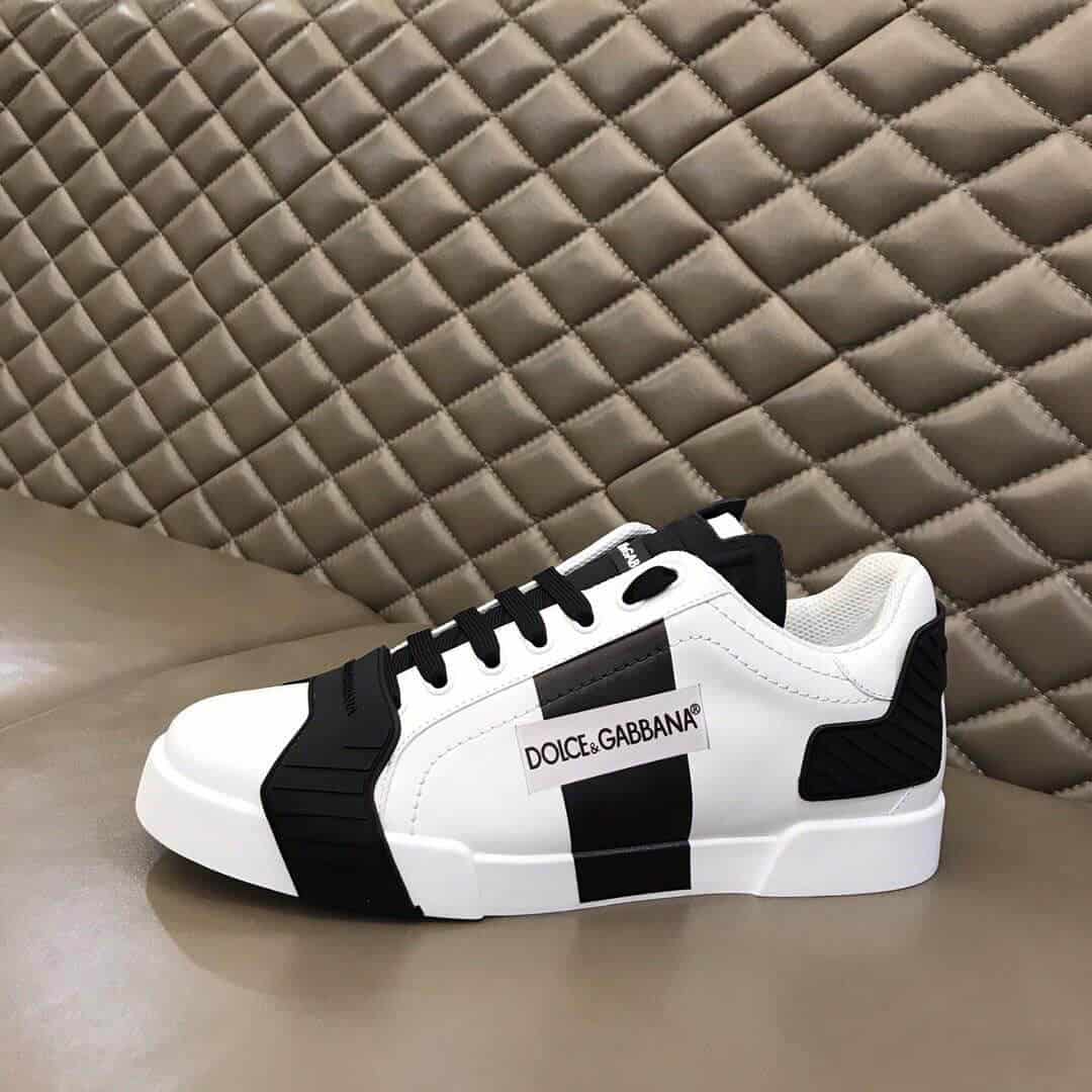 dolce-gabbana-logo-low-top-sneakers-dg93-5.jpg