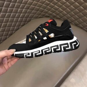versace-chain-reaction-sneaker-vs42-3.jpg