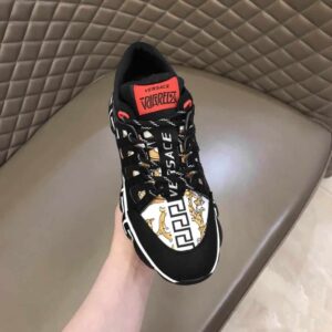 versace-chain-reaction-sneaker-vs42-4.jpg